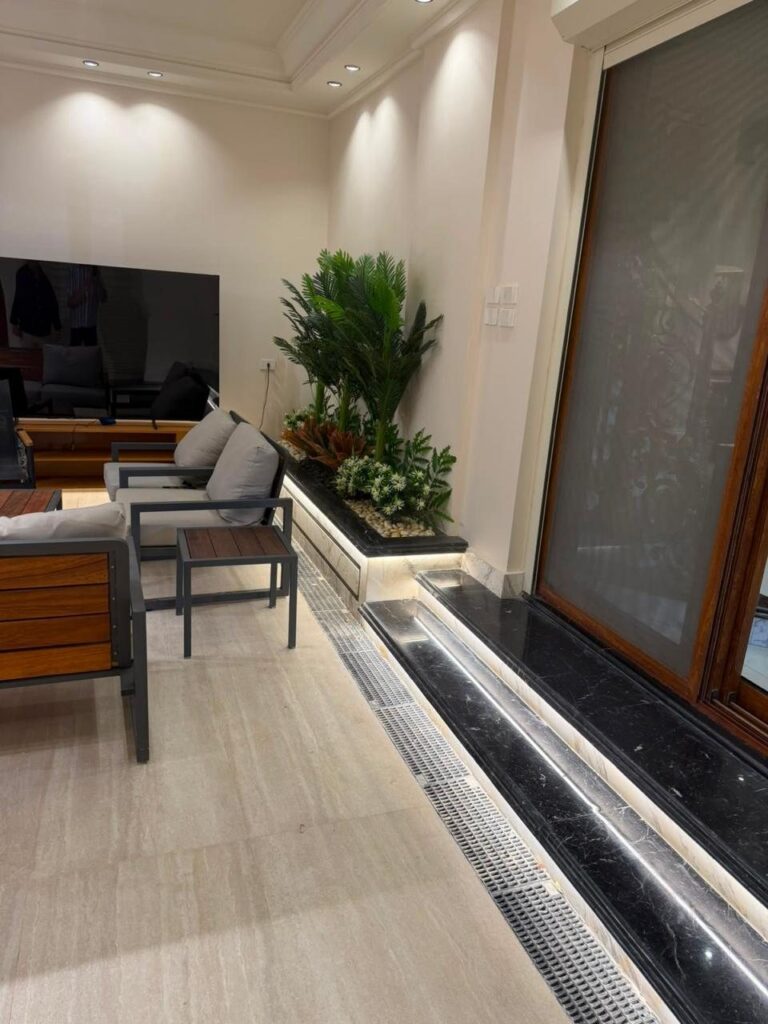 Embassy District villa, marble floors, inlays and staircases (14)